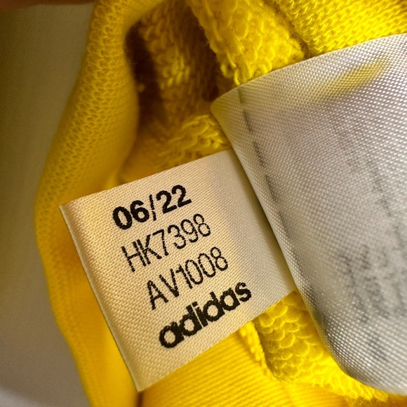 Adidas men’s yellow hoodie. NWT!  Size Small - Picture 11 of 12